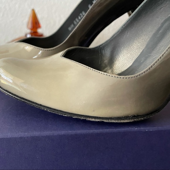 Stuart Weitzman Ombré Grey Heels - Picture 14 of 14